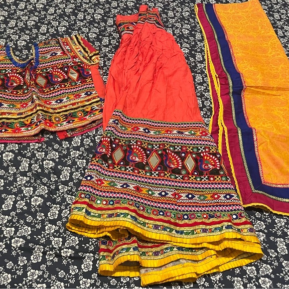 Chaniya choli - Picture 5 of 8